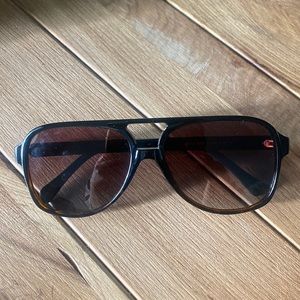 Aviators sunglasses